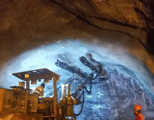 Appreciation of General Mechanic Company's performance in the excavation of the Western Alborz Tunnel